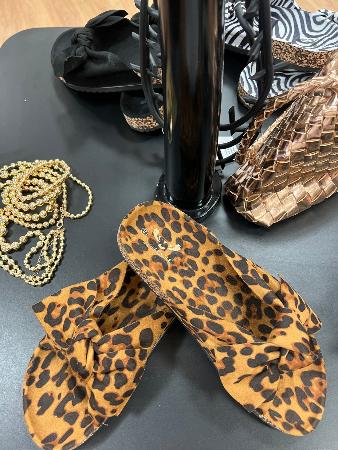 Birky Bow Slider Leopard