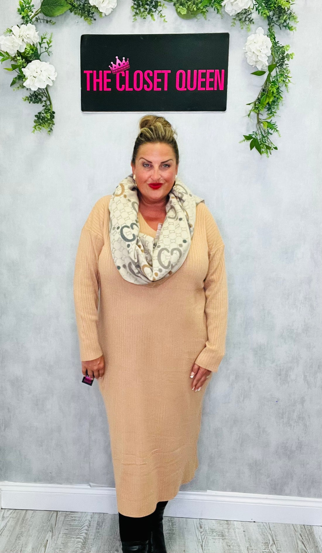 Tramline V-neck Jumper Dress