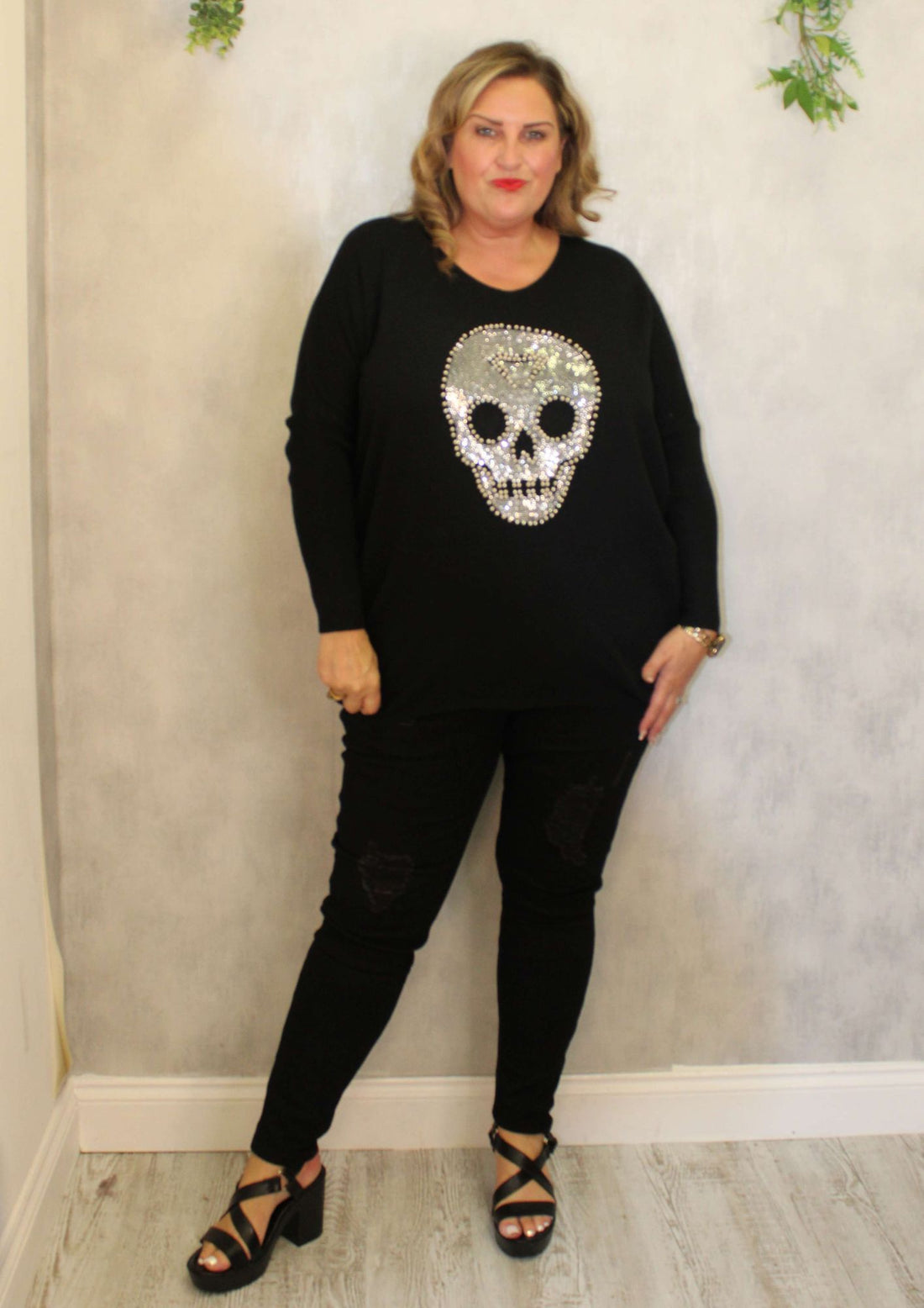Baring Skull Jumper