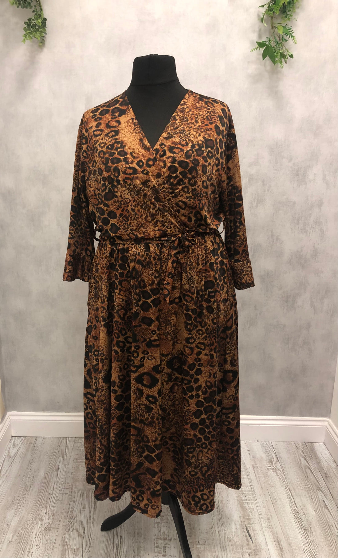 Capri Dress 3/4 Sleeve Ringo Animal