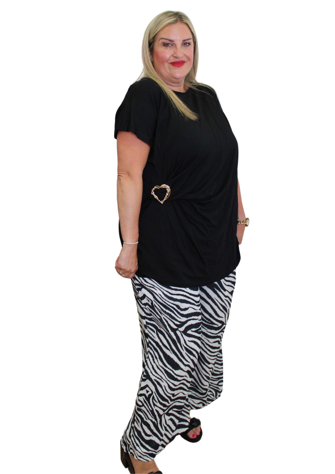 Heart Buckle T-Shirt