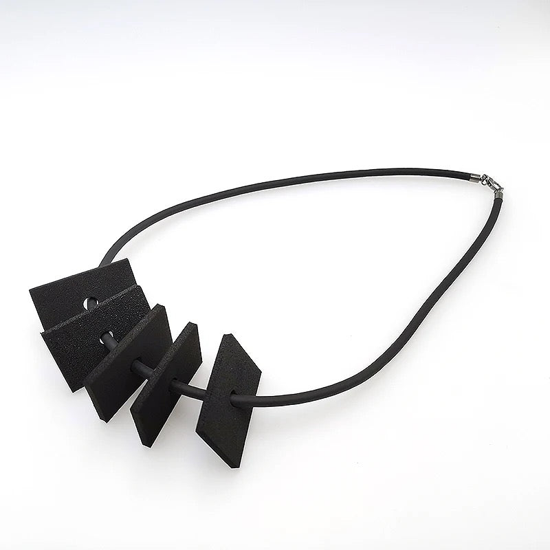 Bob Necklace