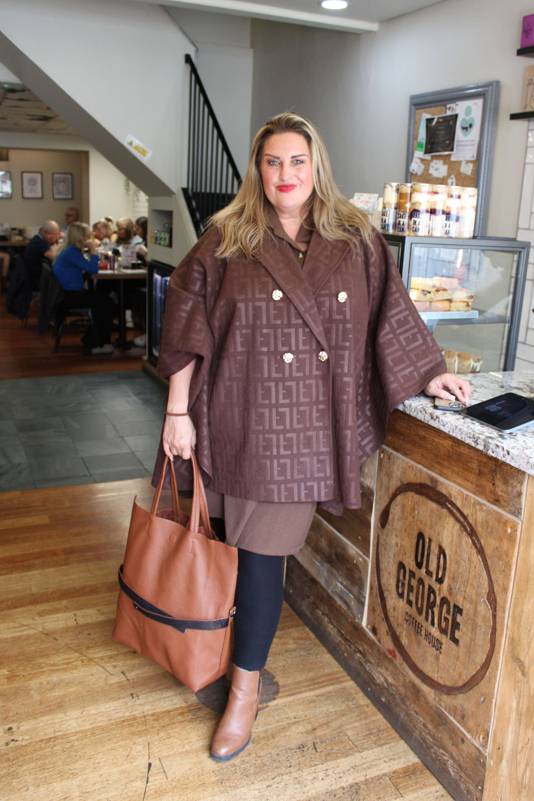 Endi Cape Coat
