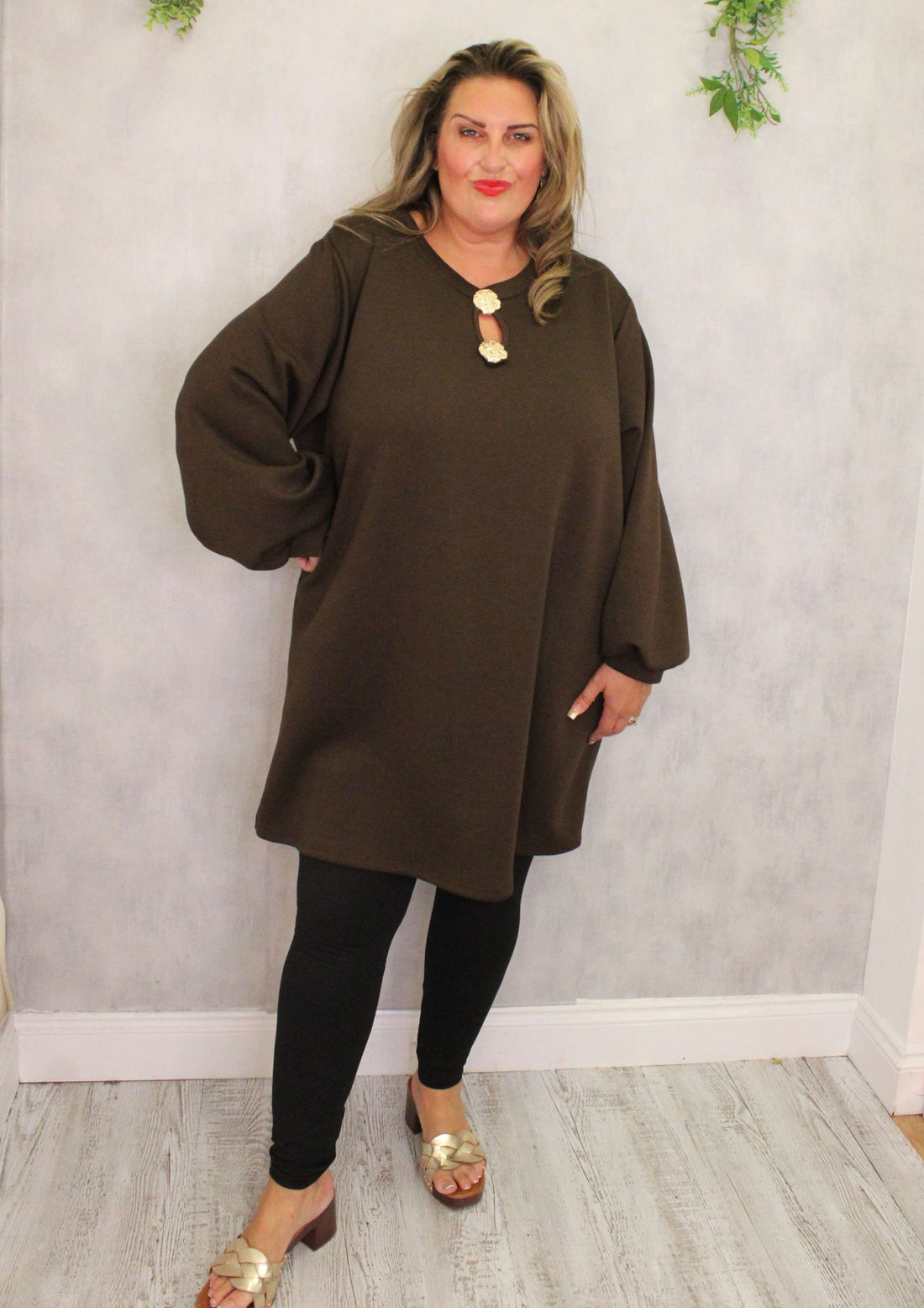 Bounce Balloon Sleeve Dress