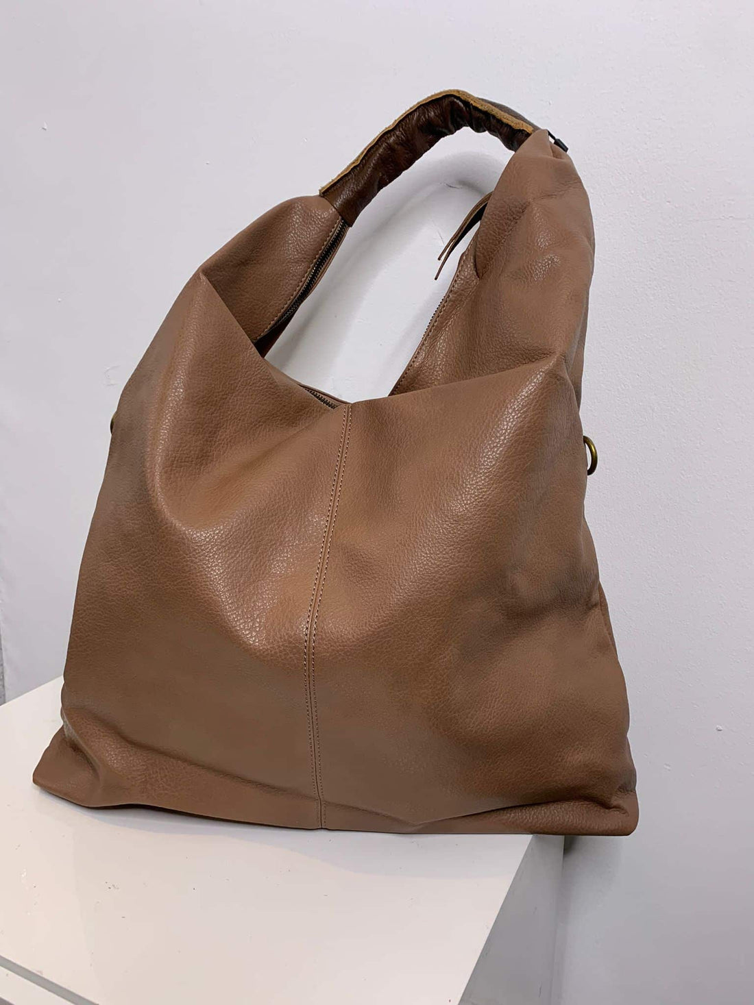 TOP HANDLE SLOUCH BAG