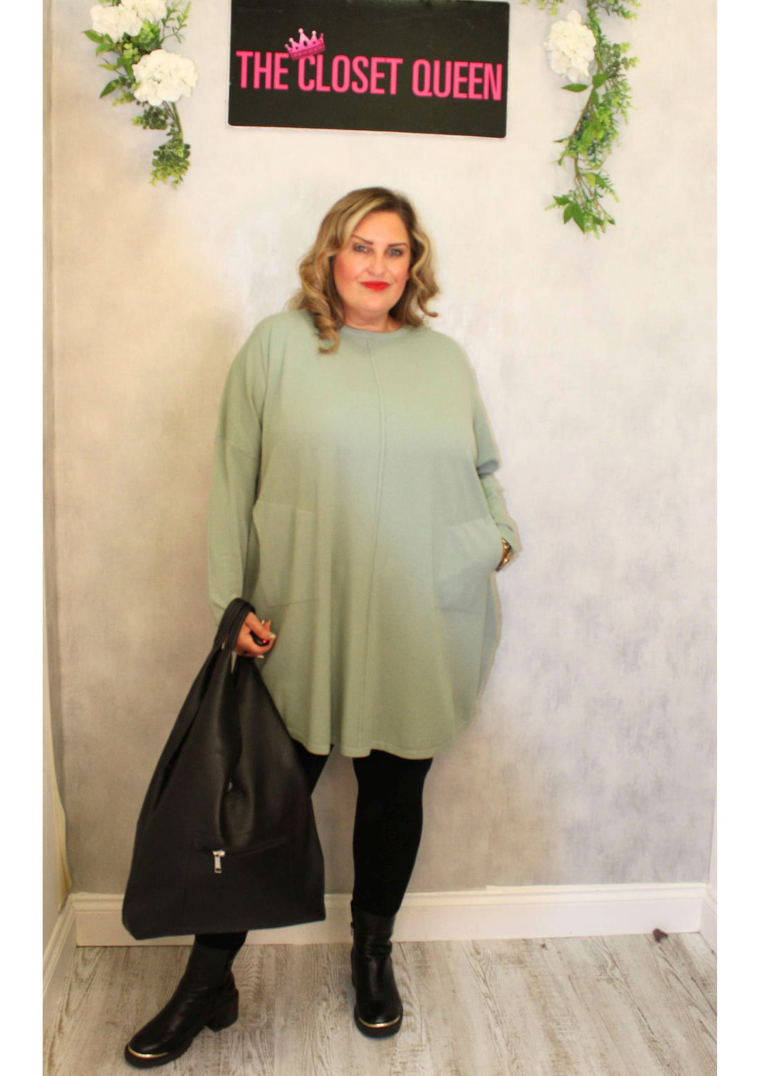 Oval Side Jumper Dress