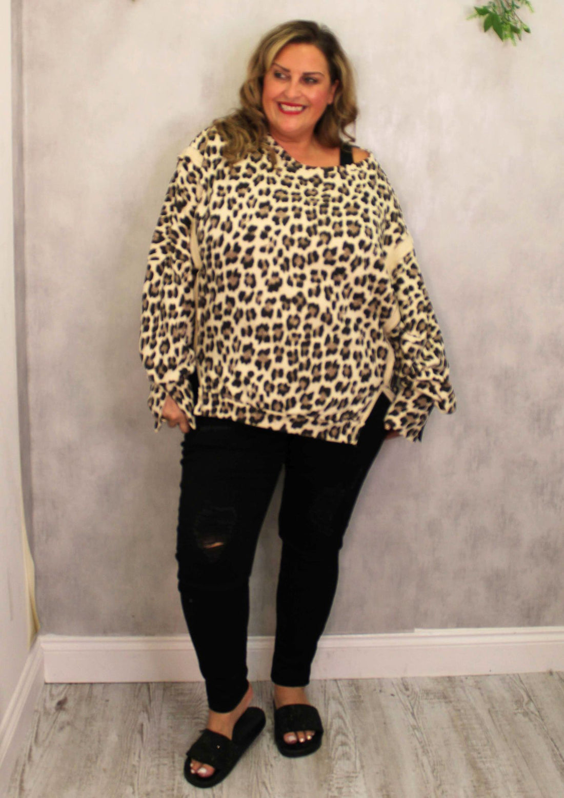 Strip Leopard Raffy Sweater
