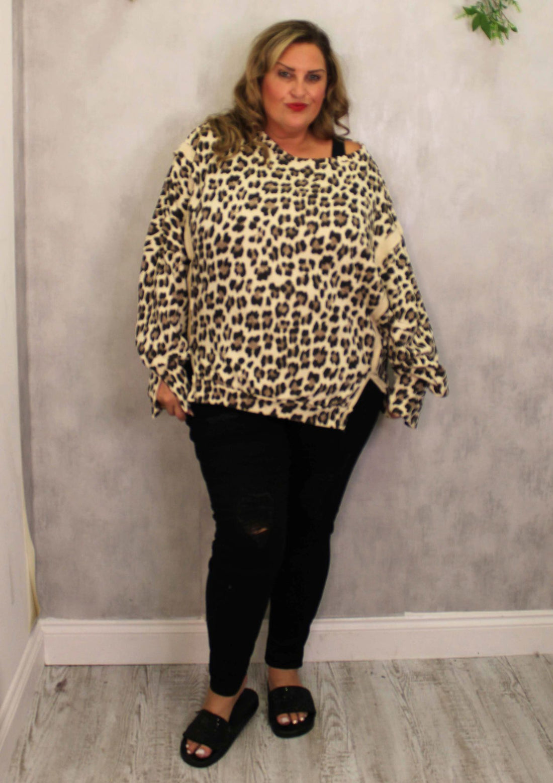 Strip Leopard Raffy Sweater