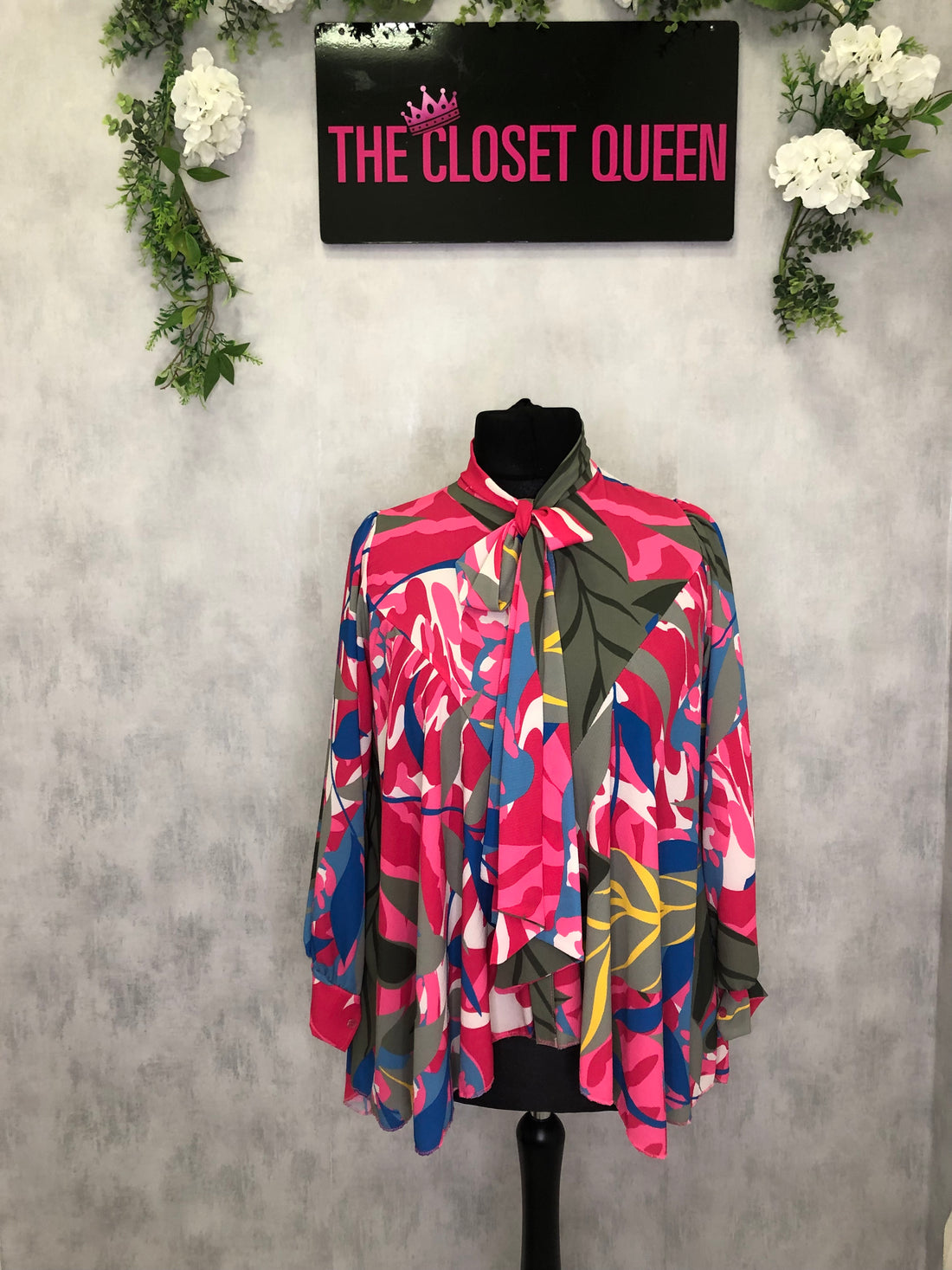 Flow Bow Blouse Midsize LOL Print
