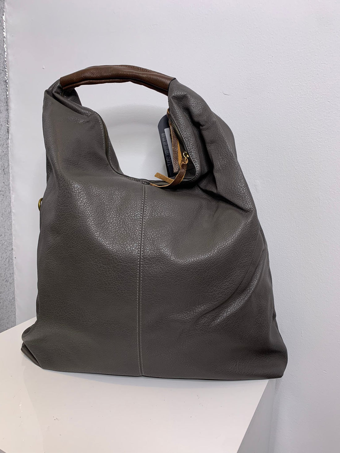 TOP HANDLE SLOUCH BAG