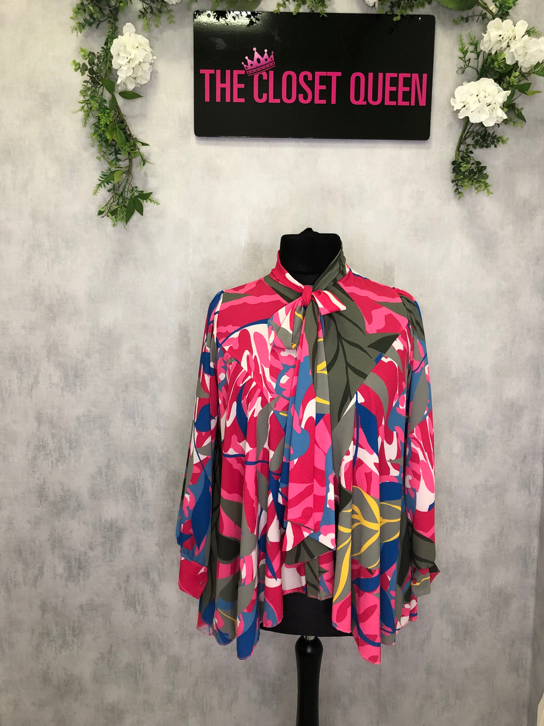 Flow Bow Blouse Midsize LOL Print