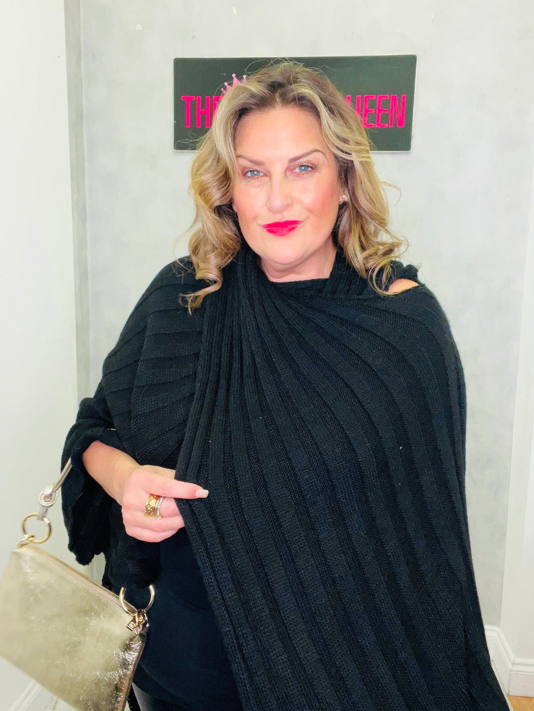 Tramwrap Neck Poncho
