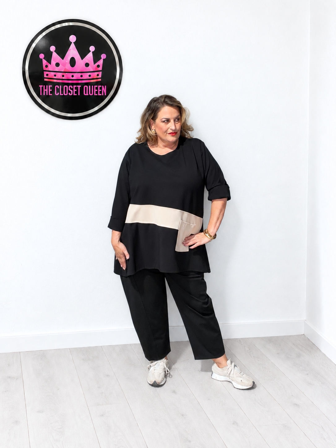 Andrea Strip Pocket Top