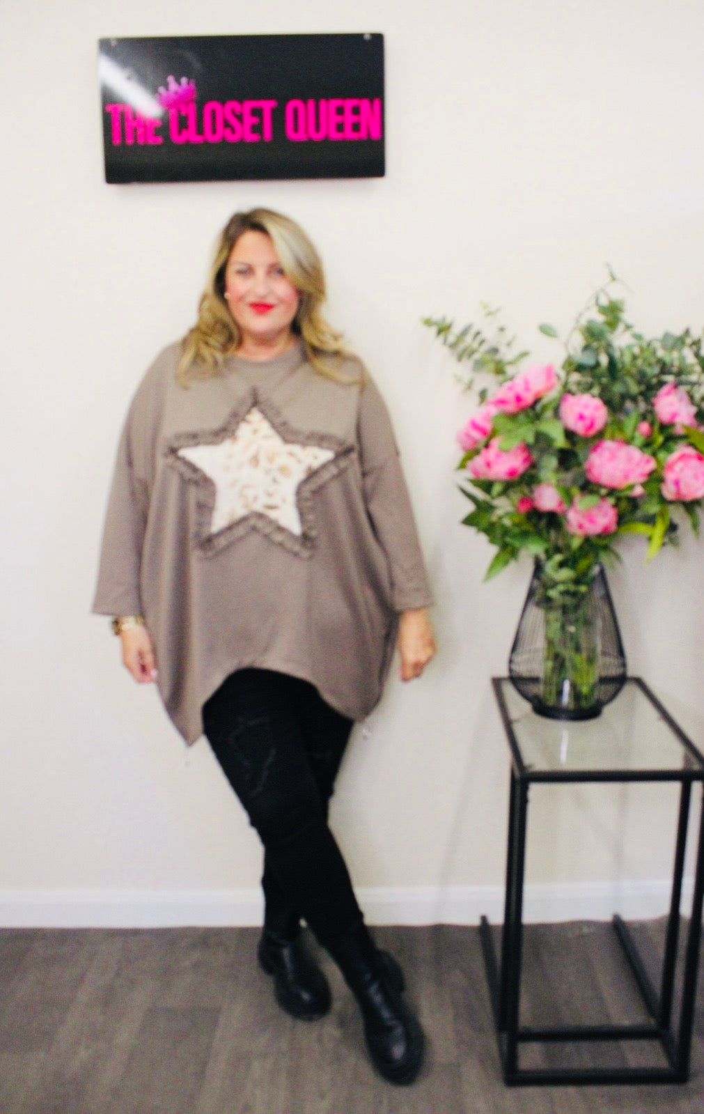 Bounce Ruffle Star Top