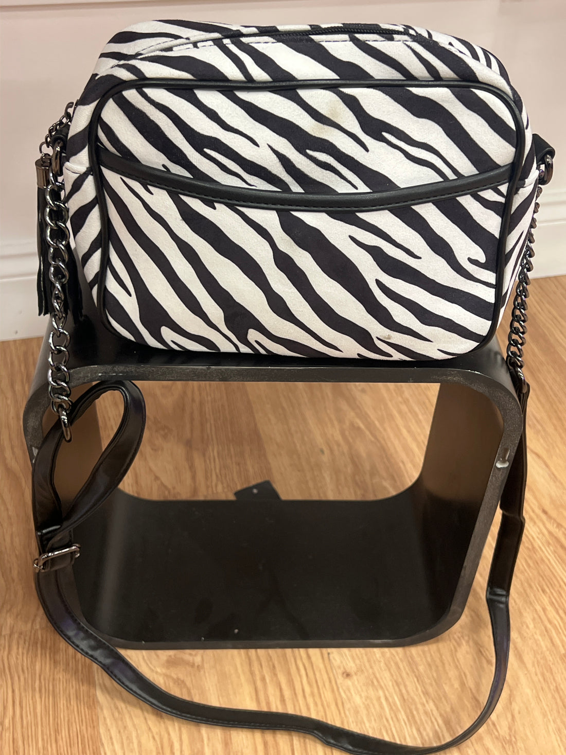 Zebra Chain Strap Bag