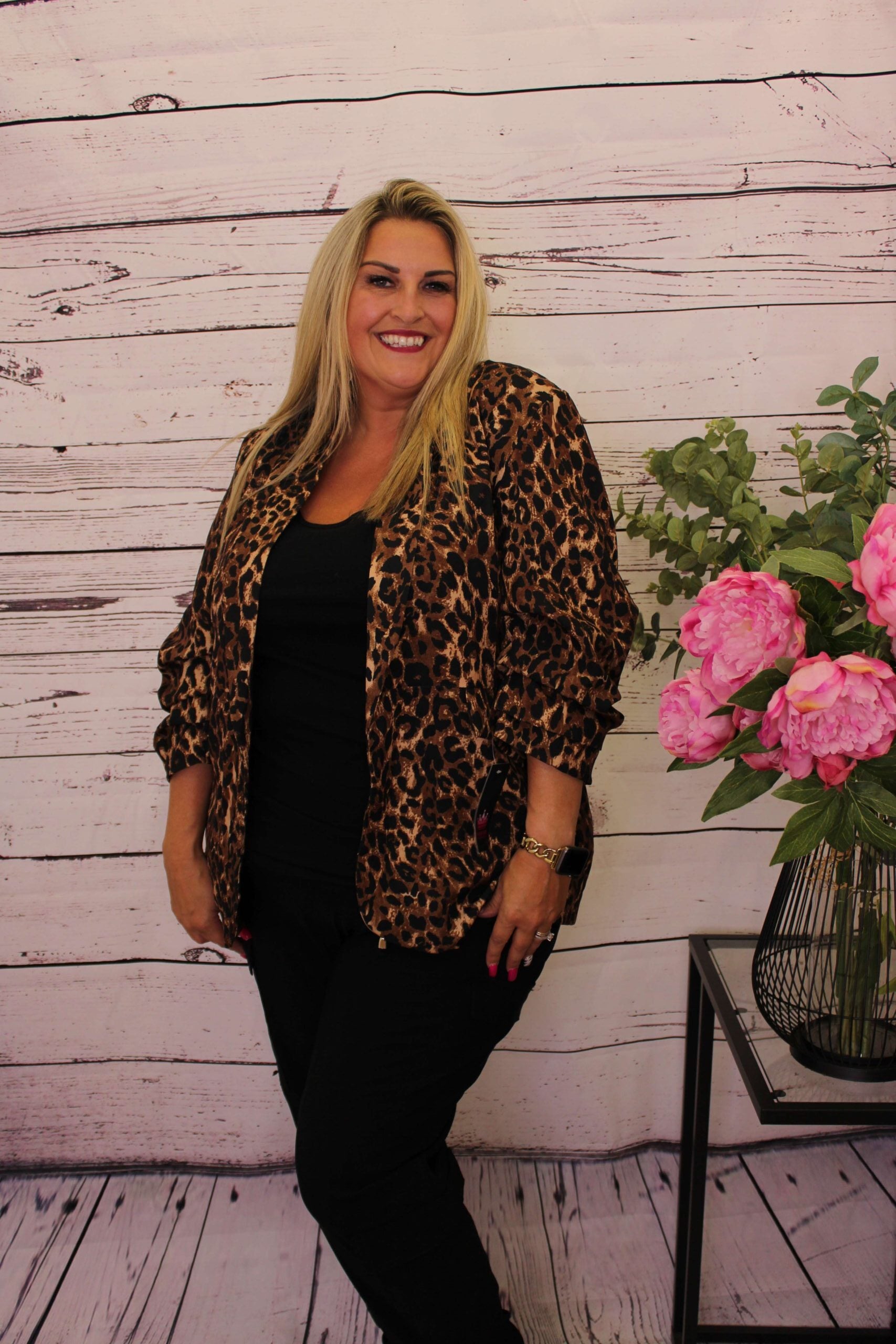 Leopard print shop blazer size 20