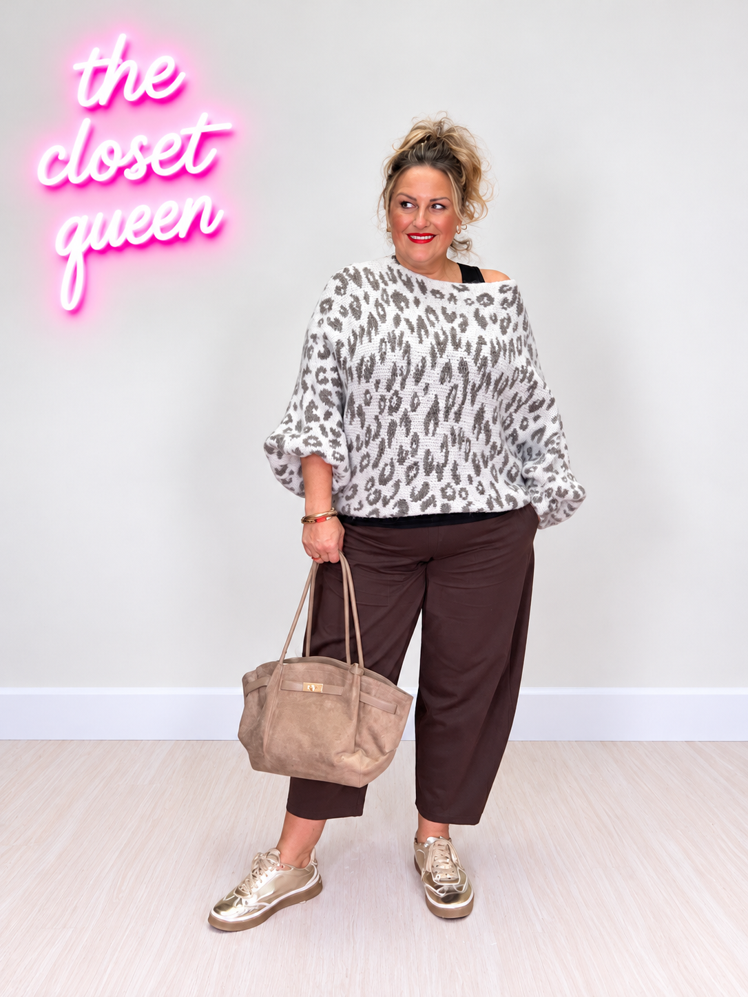 Oval Pukka Arm Jumper Fluff Animal