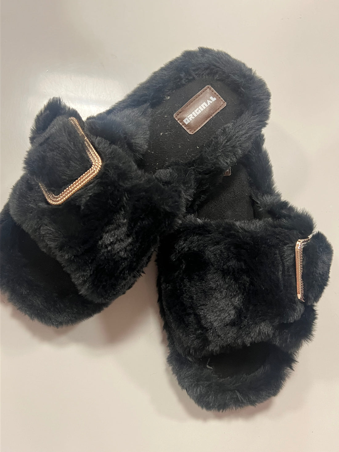 wide fit buckle slippers black